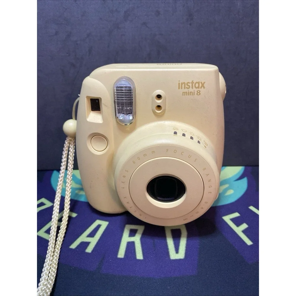Fujifilm instax mini 8 Instant Camera Yellow  Rare Nice D3
